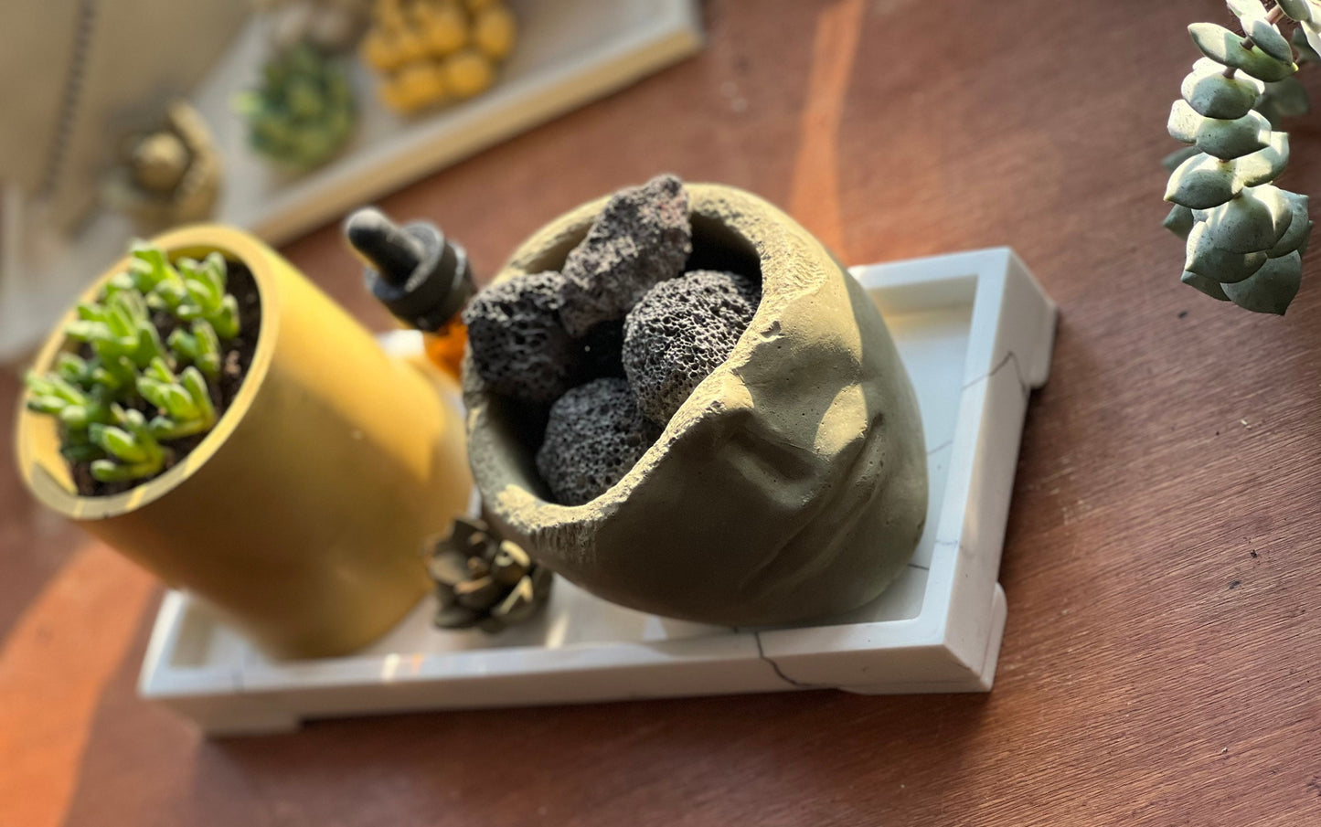 Lava Rock Diffuser  with 10 ml of essential oil