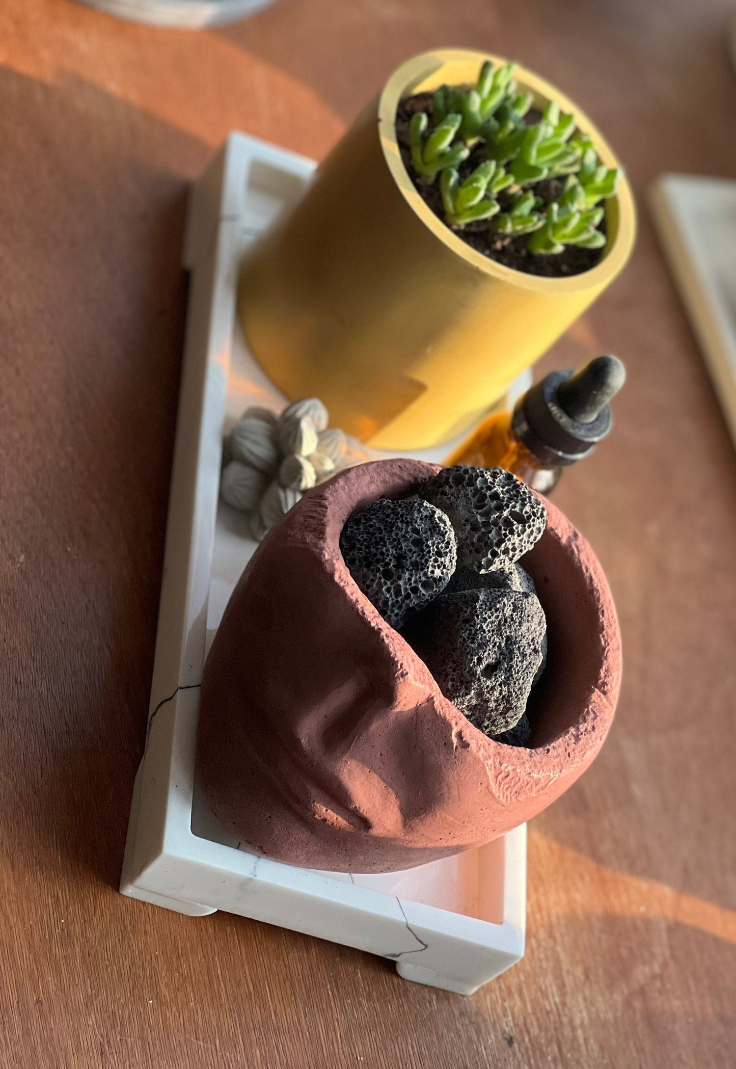 Lava Rock Diffuser  with 10 ml of essential oil