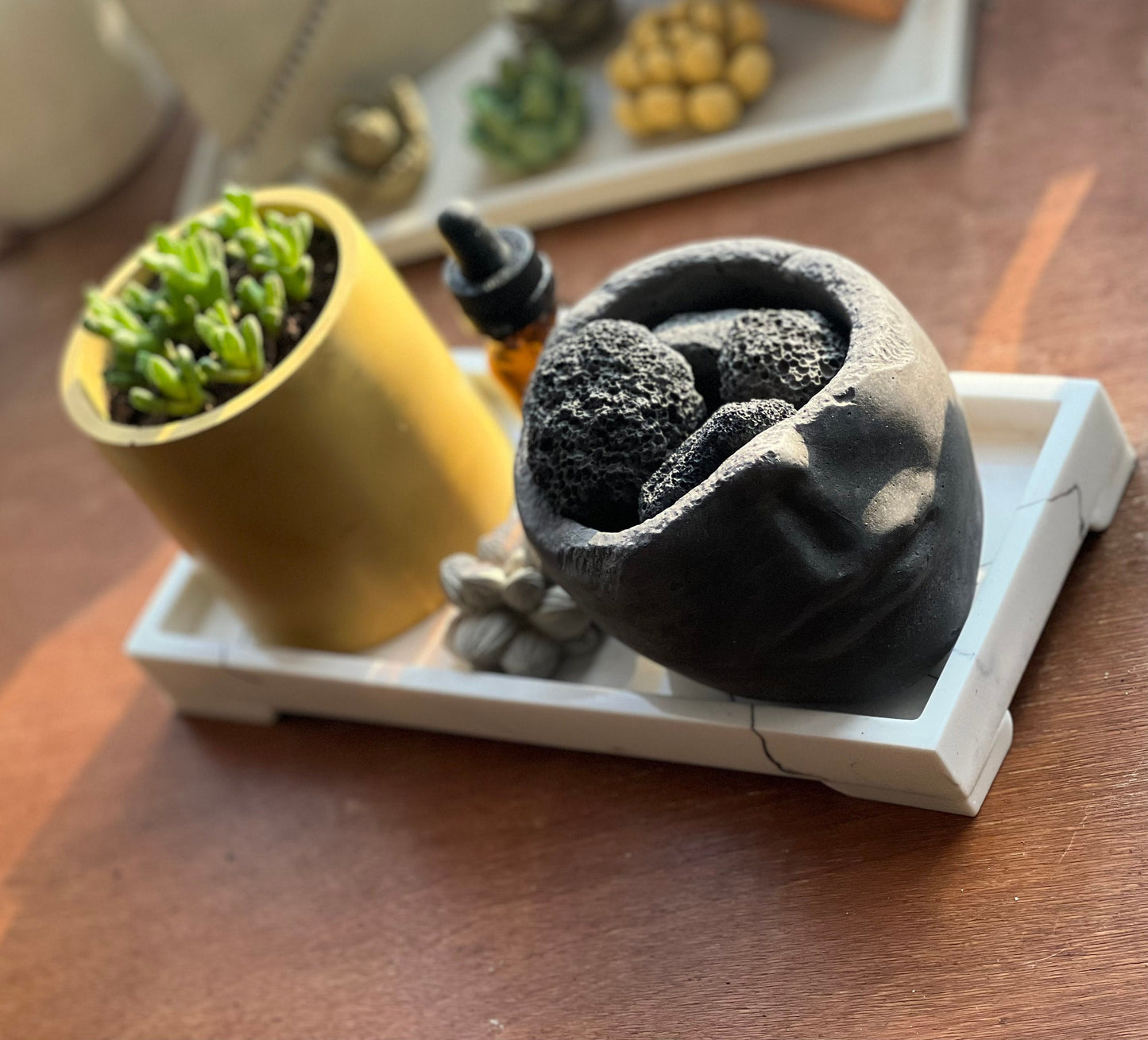 Lava Rock Diffuser  with 10 ml of essential oil
