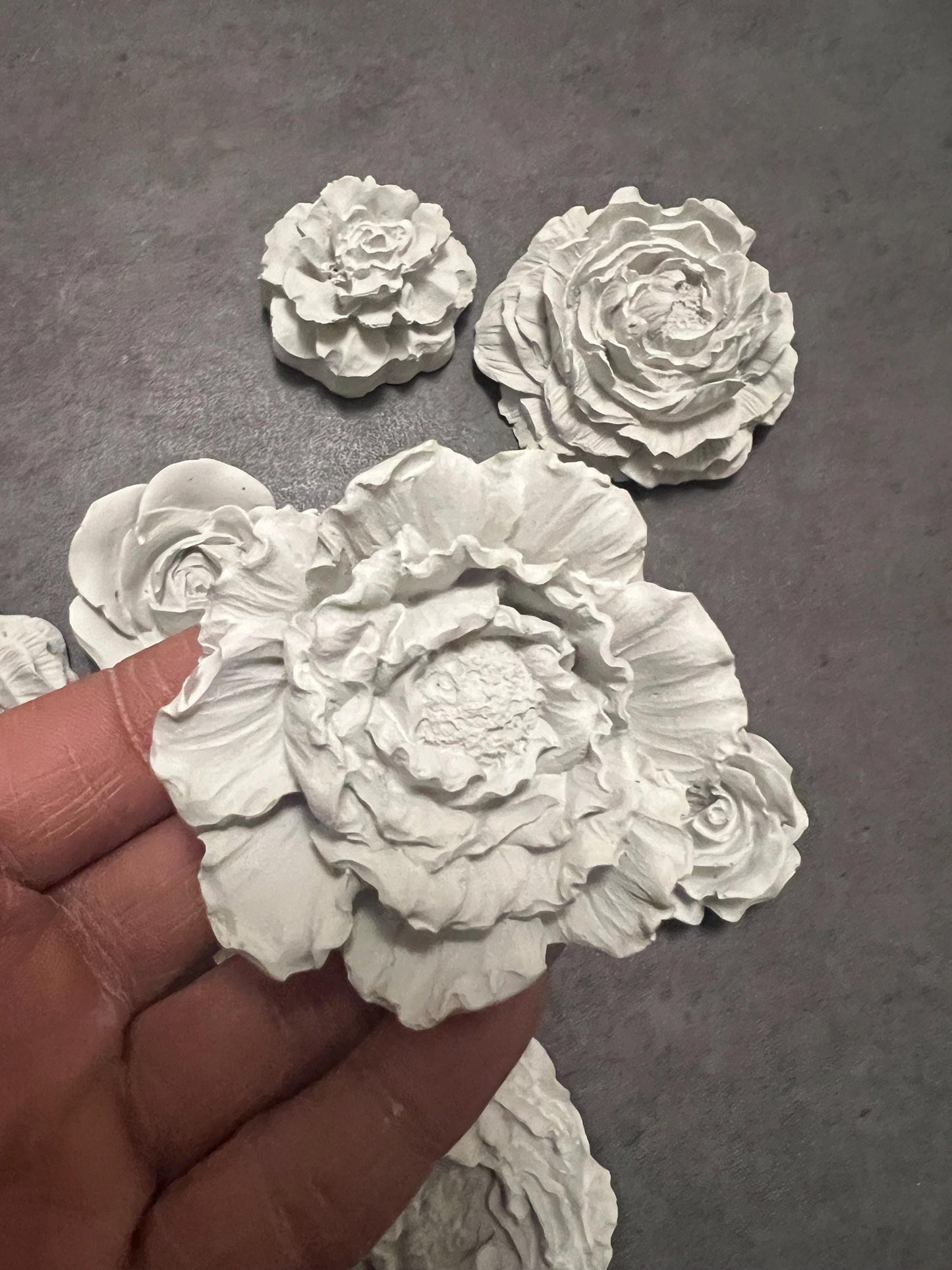 Cement Flowers  (10)