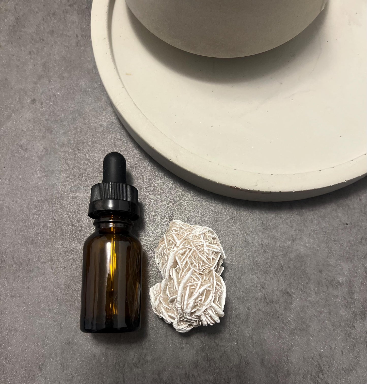 Lava Rock Essential Oil Diffuser (Selenite Crystals)