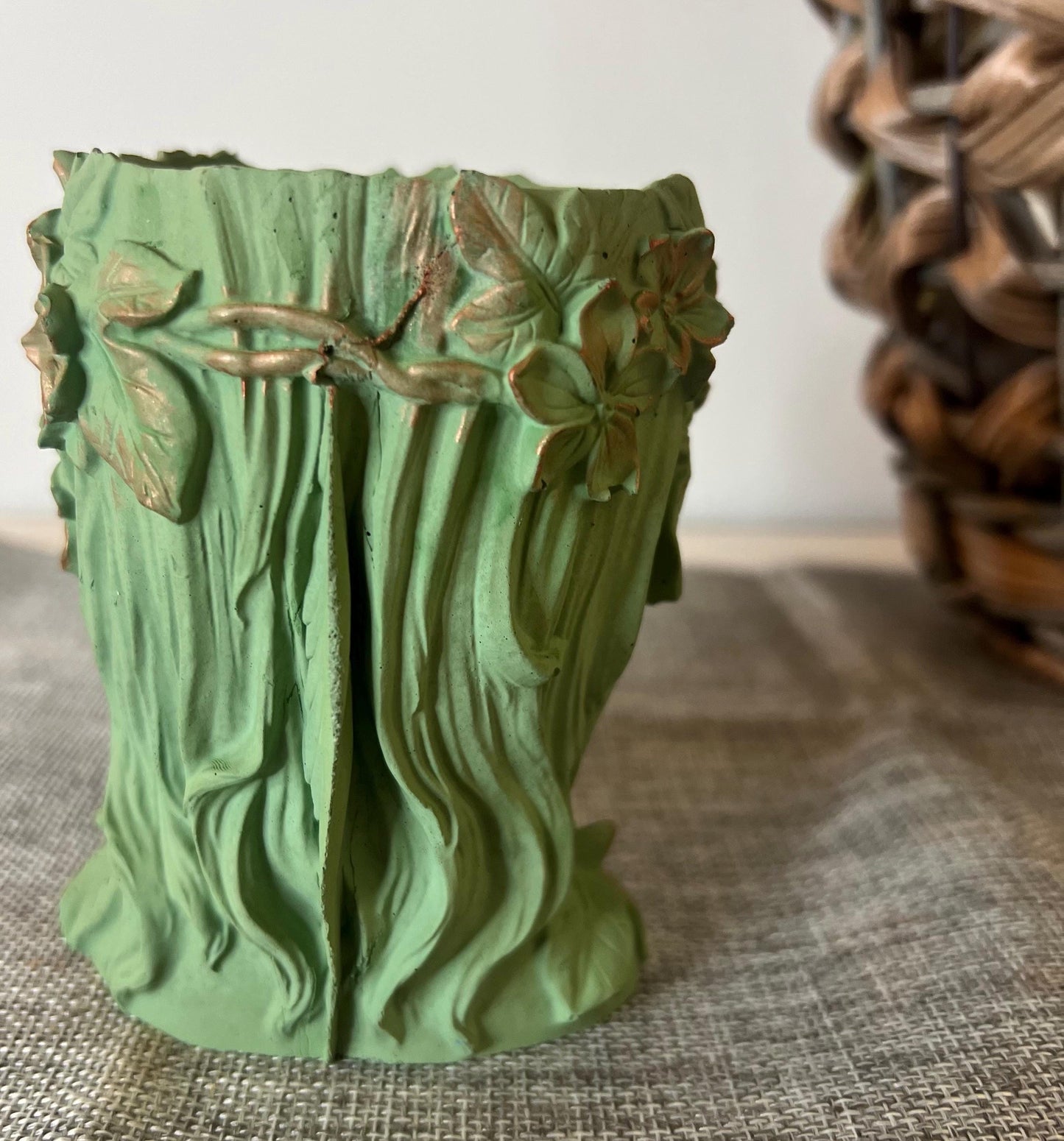 Goddess Planter | Concrete Planter | Mother Nature planter | Indoor planter | Carnelian Crystals | Fairy planter | Geode Planter